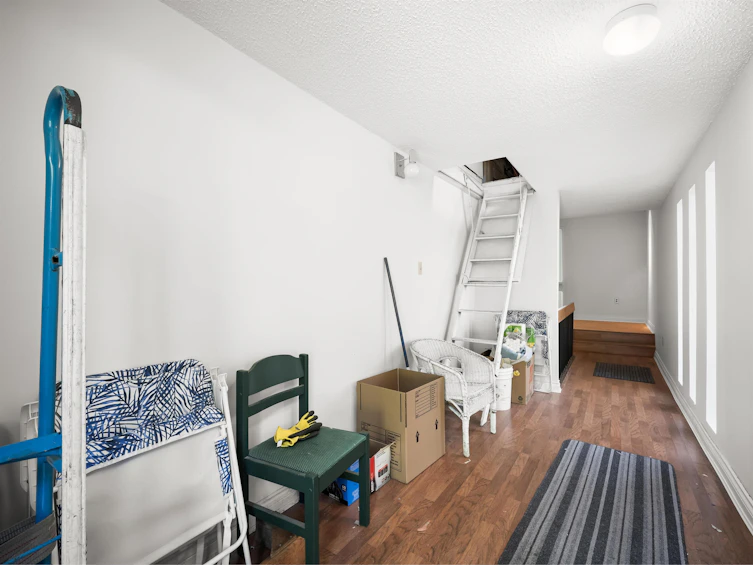 1116 W 20th Street, North Vancouver, BC, V7P 2B7 - 17