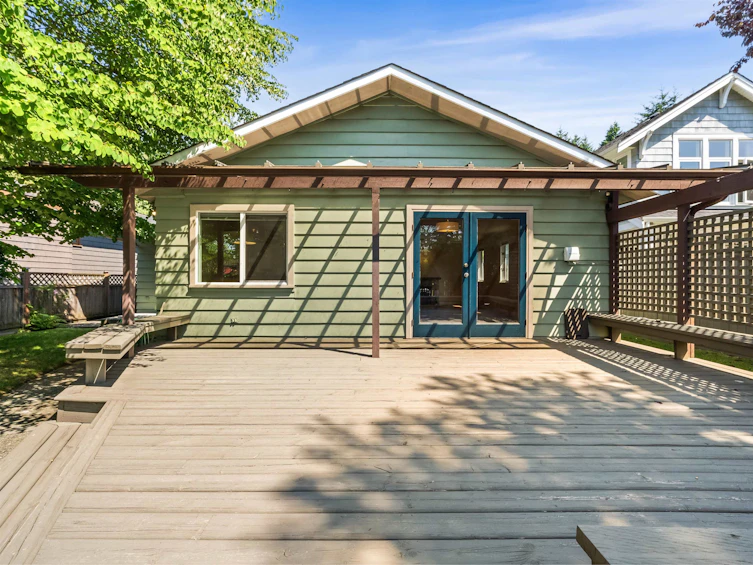 1116 W 20th Street, North Vancouver, BC, V7P 2B7 - 3