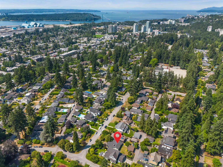 1116 W 20th Street, North Vancouver, BC, V7P 2B7 - 34