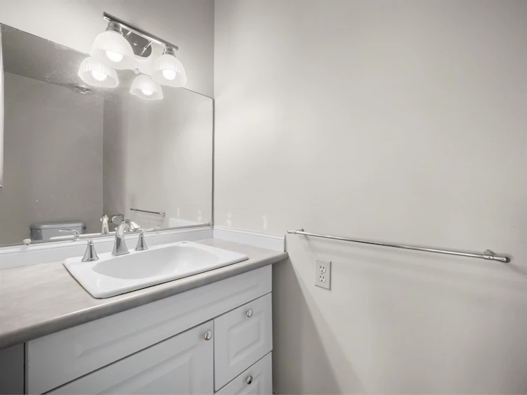 1116 W 20th Street, North Vancouver, BC, V7P 2B7 - 21