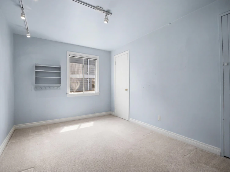 1116 W 20th Street, North Vancouver, BC, V7P 2B7 - 22