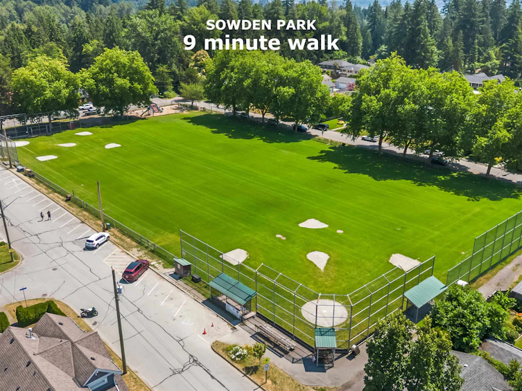 1116 W 20th Street, North Vancouver, BC, V7P 2B7 - 36