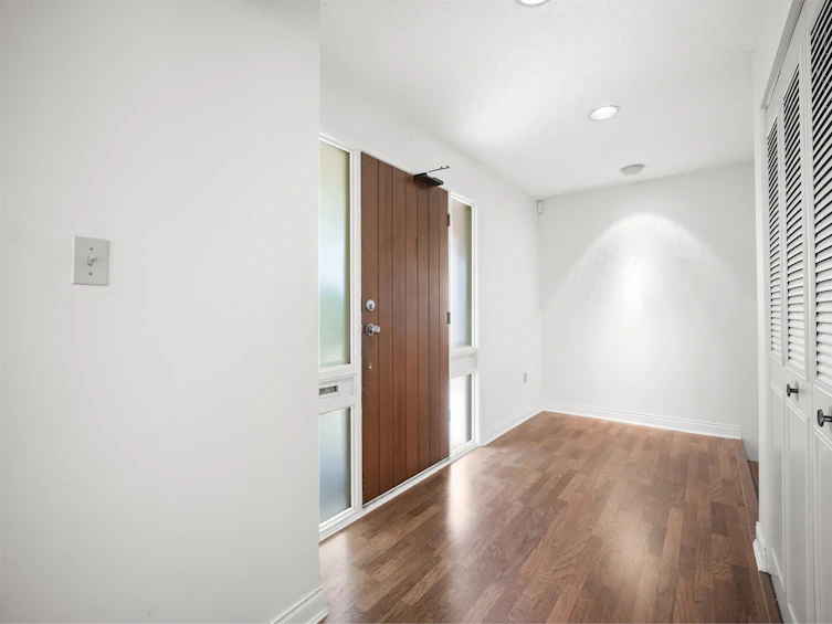 1116 W 20th Street, North Vancouver, BC, V7P 2B7 - 6