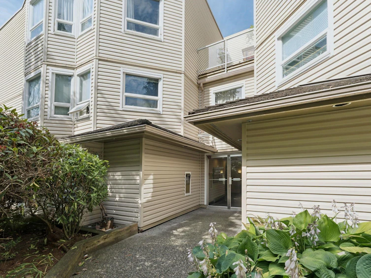 304-827 W 16th Street, North Vancouver, BC, V7P 1R2 - 15