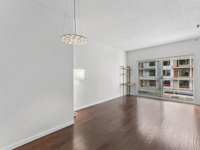 304-827 W 16th Street - 3