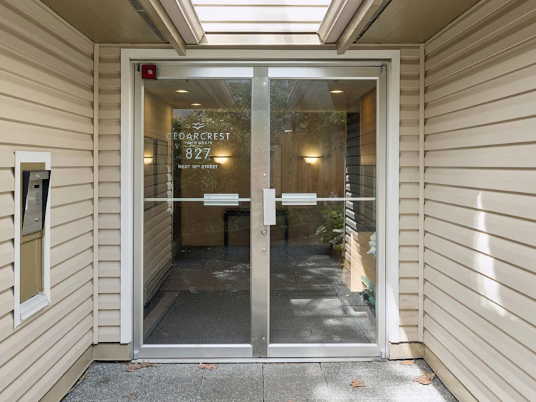304-827 W 16th Street, North Vancouver, BC, V7P 1R2 - 14