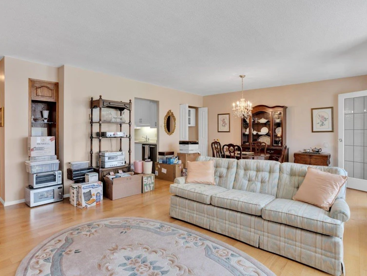206-2140 Briar Avenue, Vancouver, BC, V6L 3E3 - 12