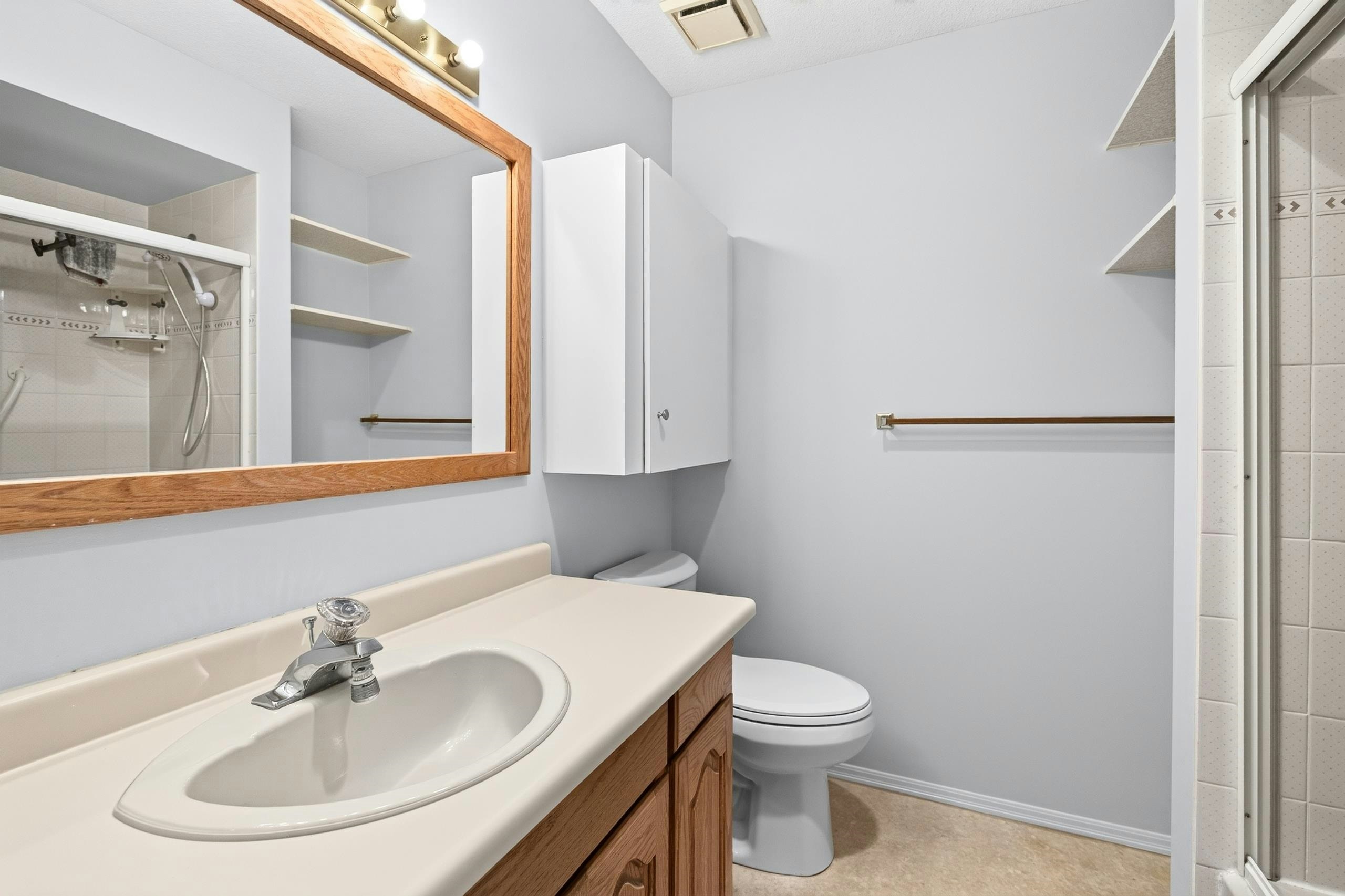 311-32833 Landeau Place, Abbotsford, BC, V2S 6S6 - 11