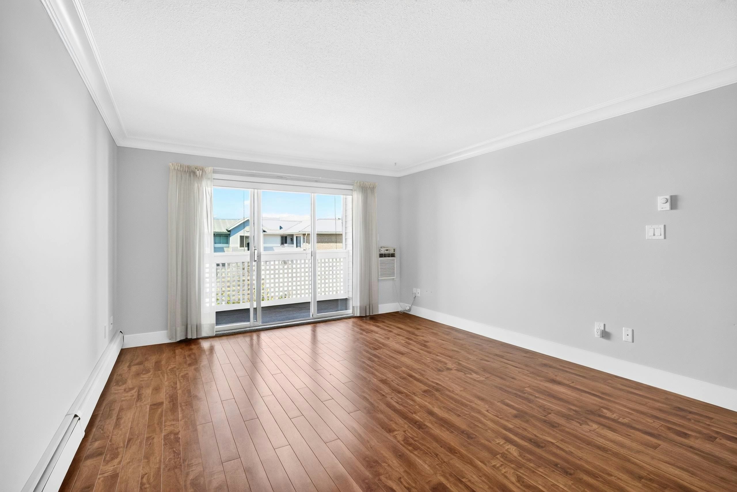 311-32833 Landeau Place, Abbotsford, BC, V2S 6S6 - 6