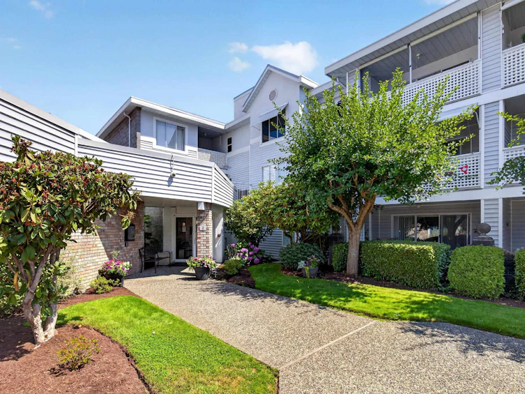 311-32833 Landeau Place, Abbotsford, BC, V2S 6S6