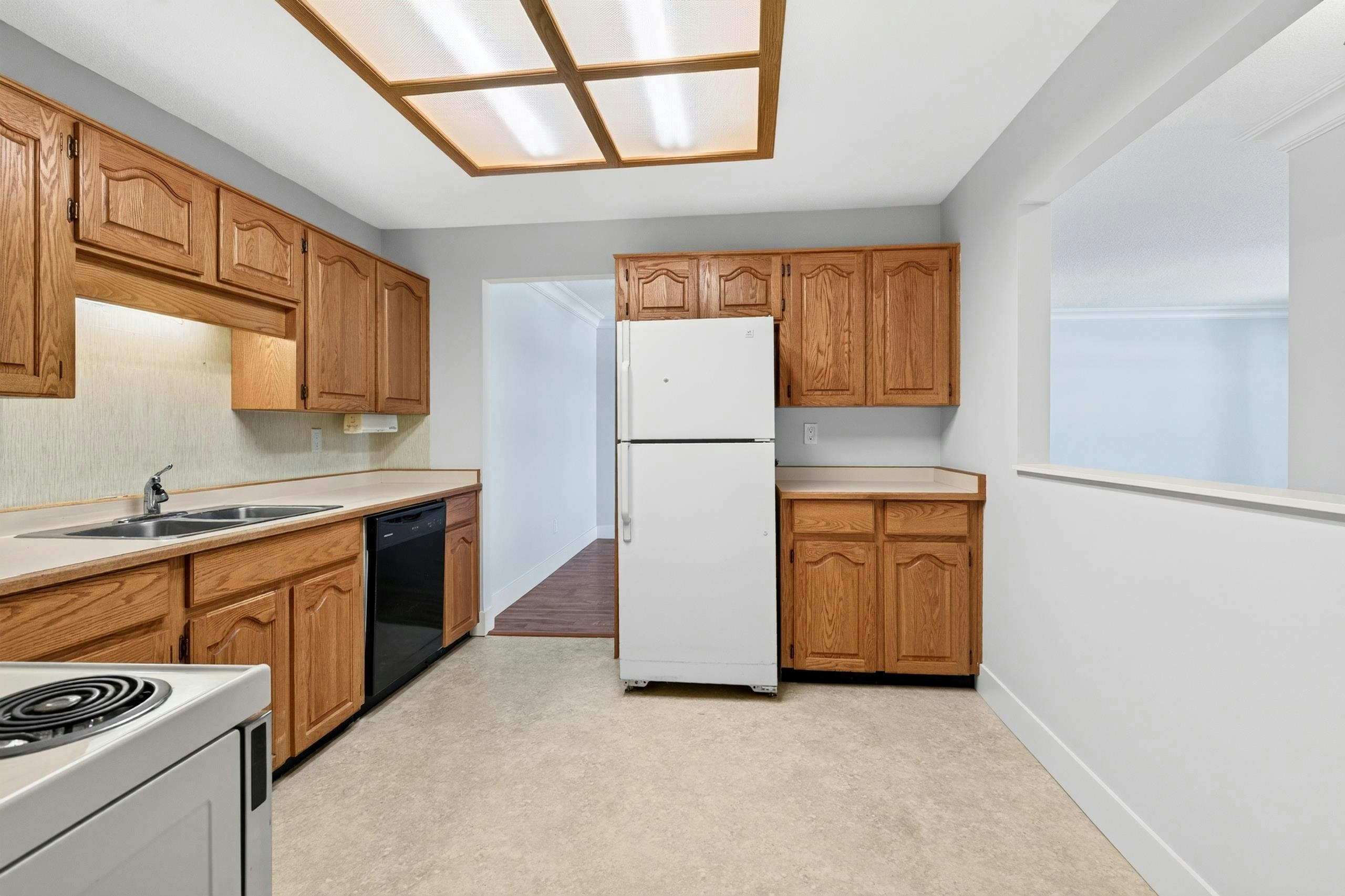 311-32833 Landeau Place, Abbotsford, BC, V2S 6S6 - 9