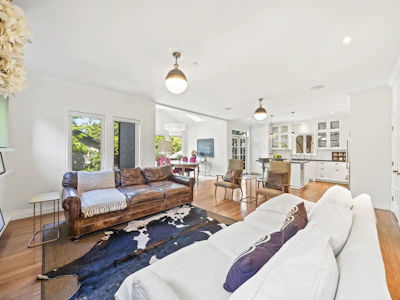 125 W 39th Avenue - 5