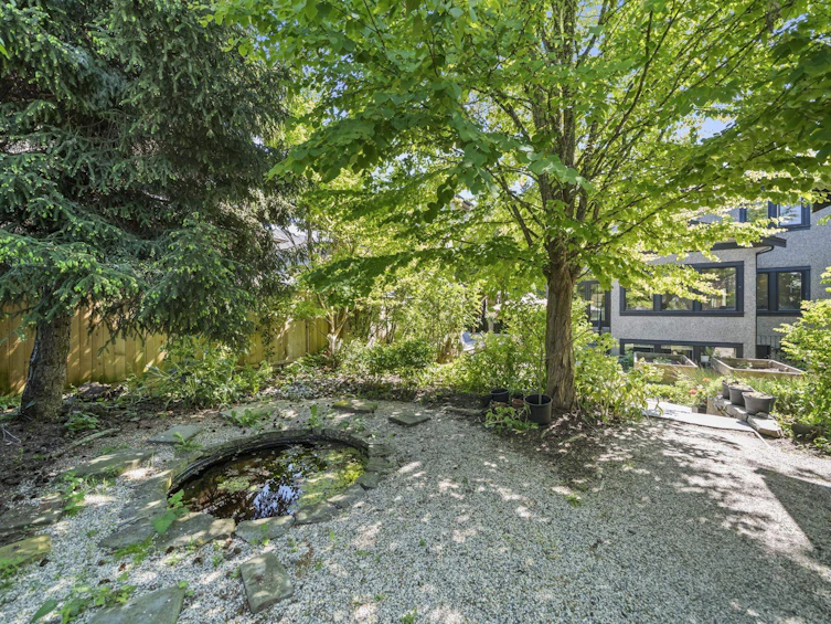 125 W 39th Avenue, Vancouver, BC, V5Y 2P1 - 39