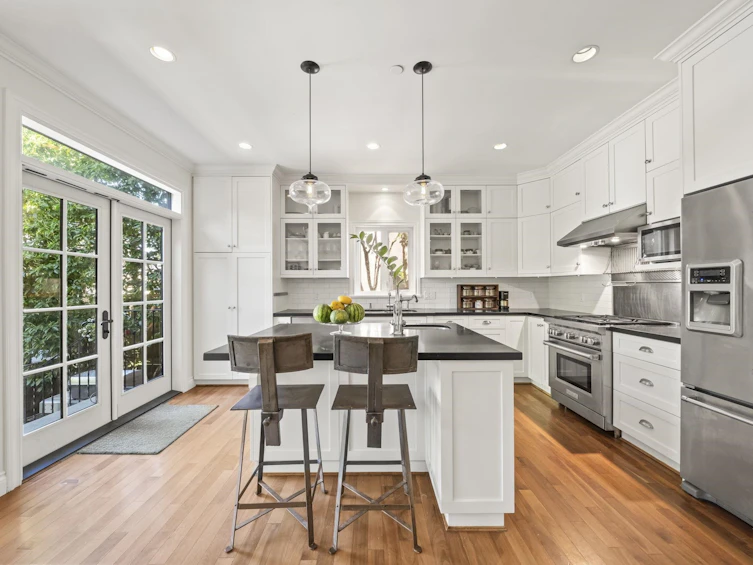 125 W 39th Avenue, Vancouver, BC, V5Y 2P1 - 4