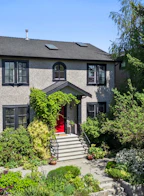 125 W 39th Avenue