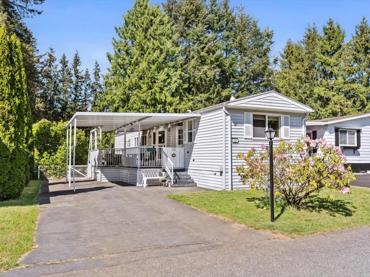 32-2305 200 Street, Langley, BC, V2Z 1Z2