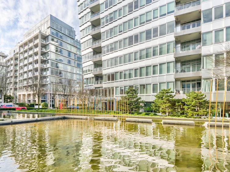 504-181 Athletes Way, Vancouver, BC, V5Y 0E5 - 40