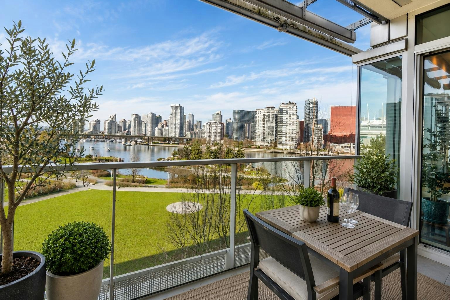 504-181 Athletes Way, Vancouver, BC, V5Y 0E5 - 6
