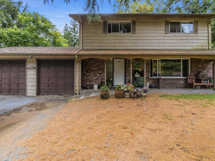 23338 56 Avenue, Langley, BC, V2Z 2P7