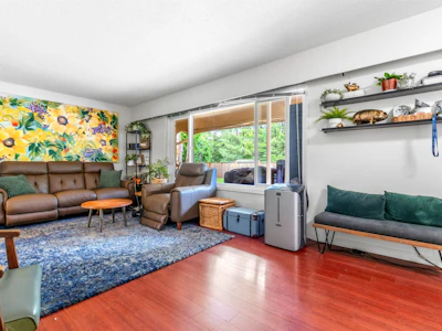 23338 56 Avenue - 4