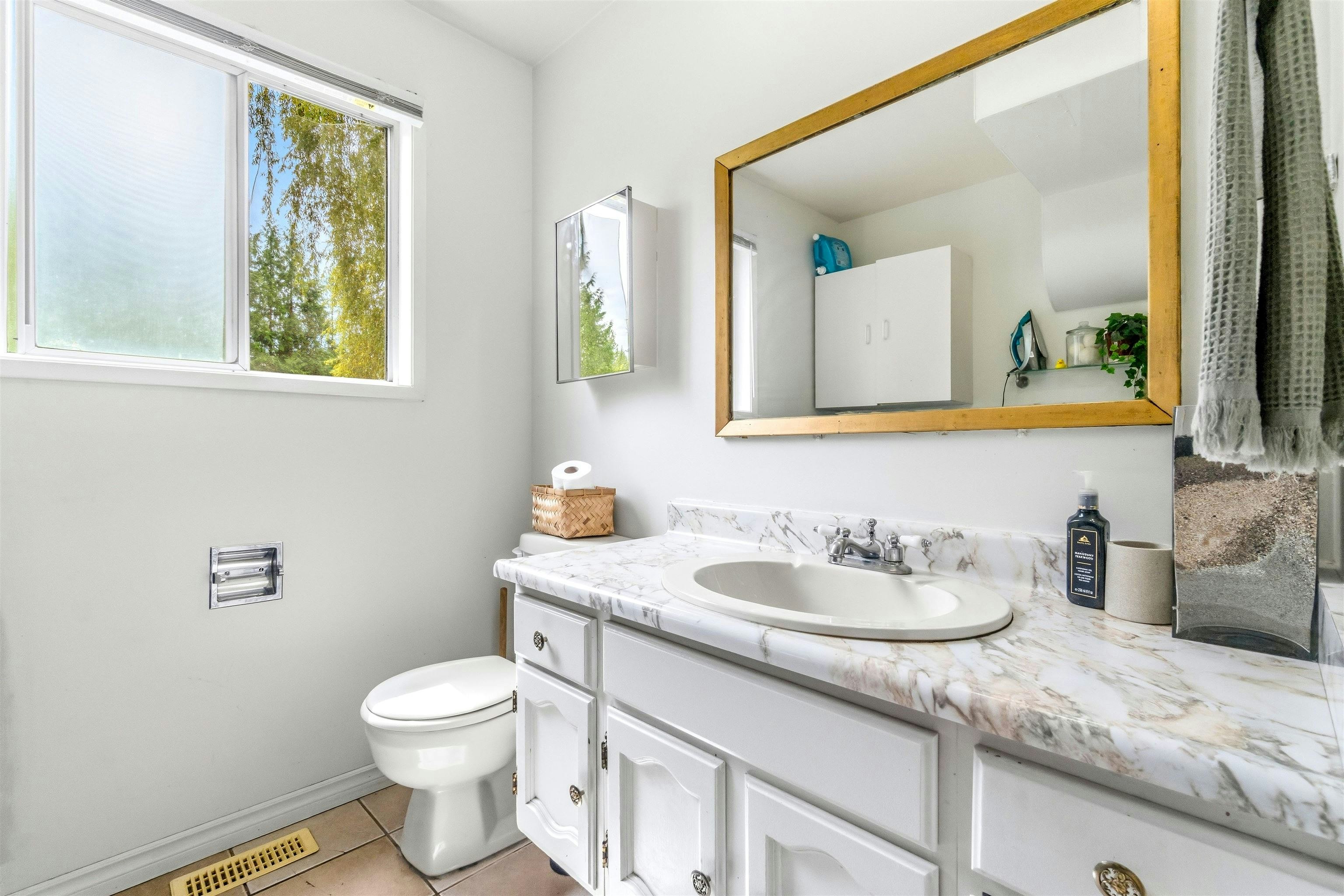 23338 56 Avenue, Langley, BC, V2Z 2P7 - 25