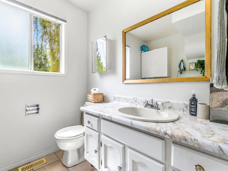 23338 56 Avenue, Langley, BC, V2Z 2P7 - 25