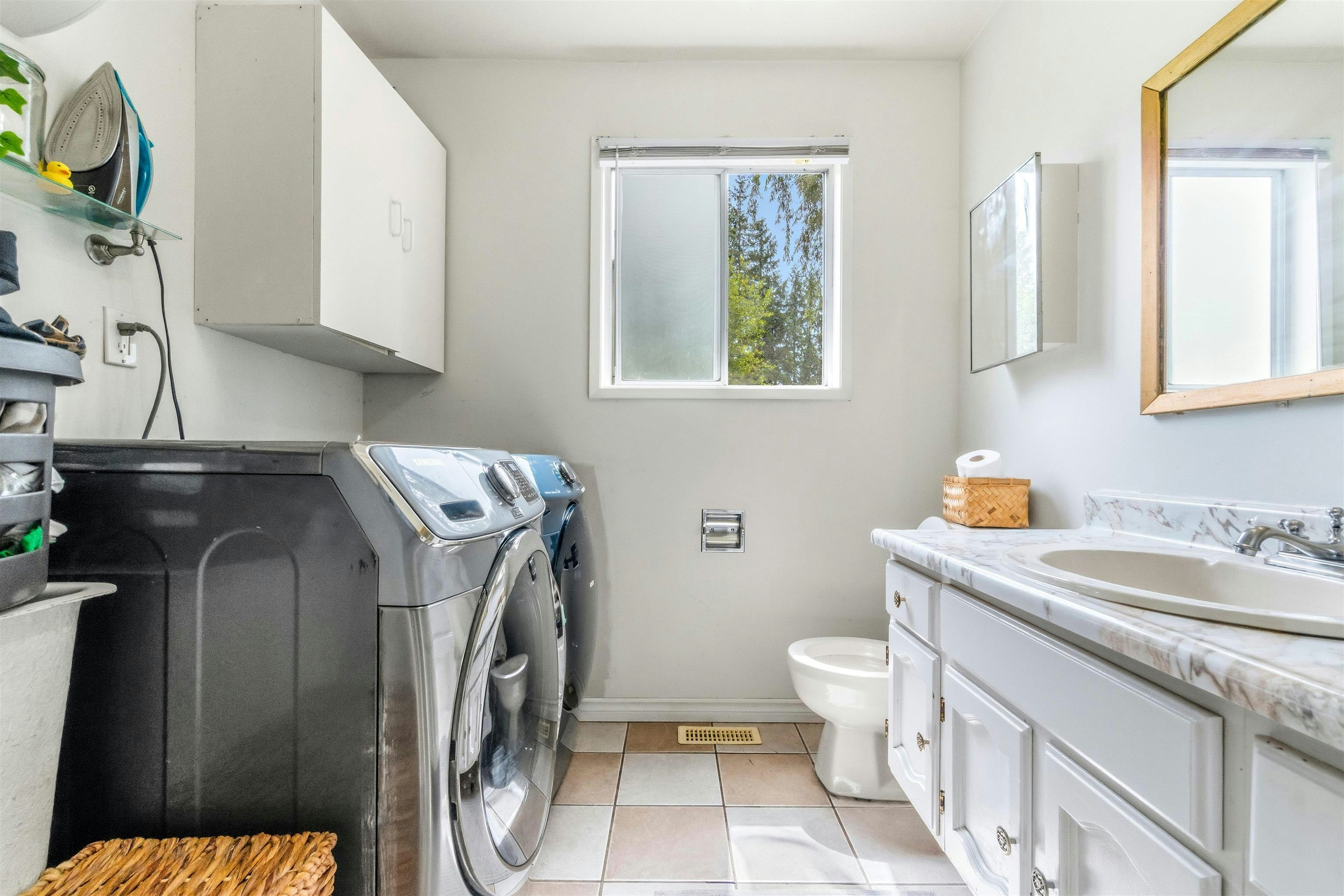 23338 56 Avenue, Langley, BC, V2Z 2P7 - 24