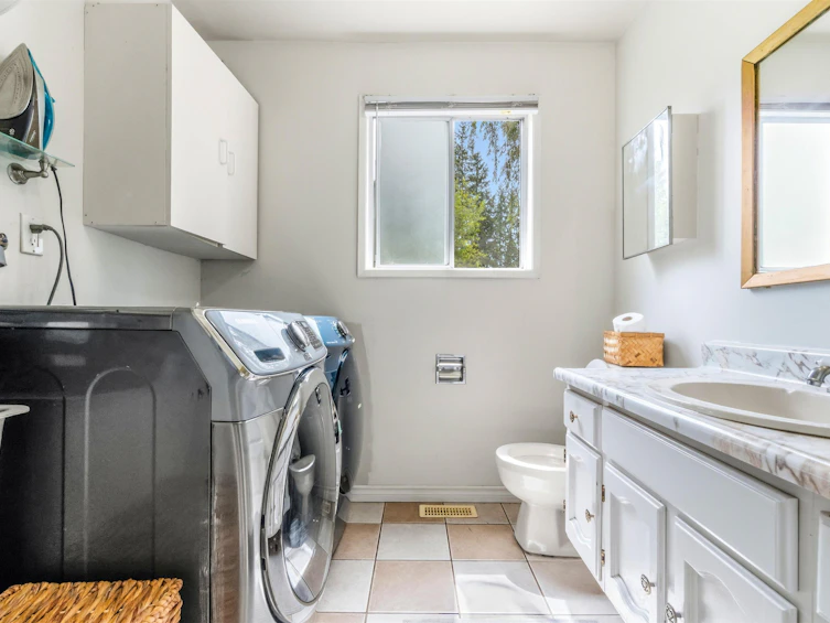 23338 56 Avenue, Langley, BC, V2Z 2P7 - 24