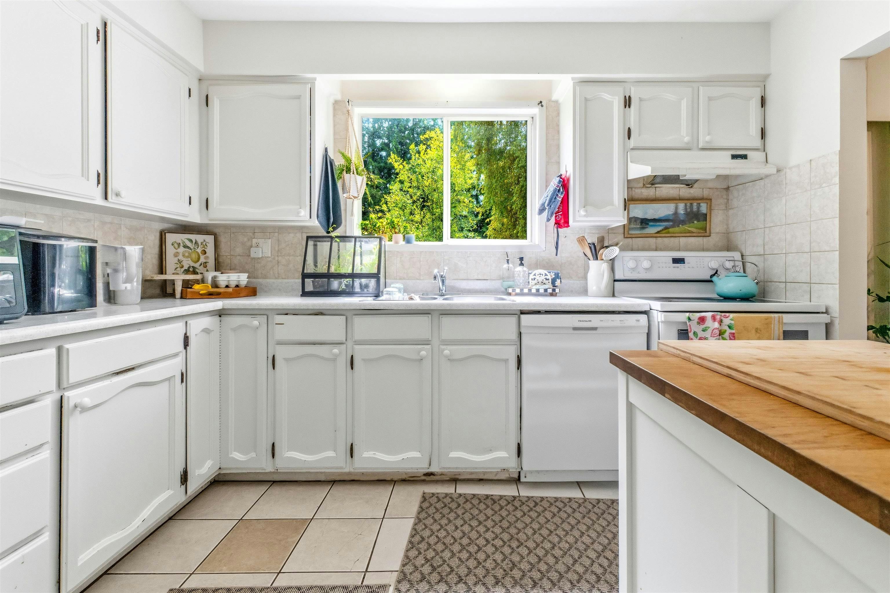 23338 56 Avenue, Langley, BC, V2Z 2P7 - 11
