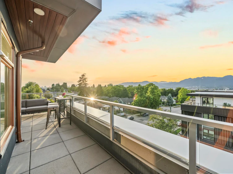 408-2408 Grant Street, Vancouver, BC, V5K 3G4 - 24
