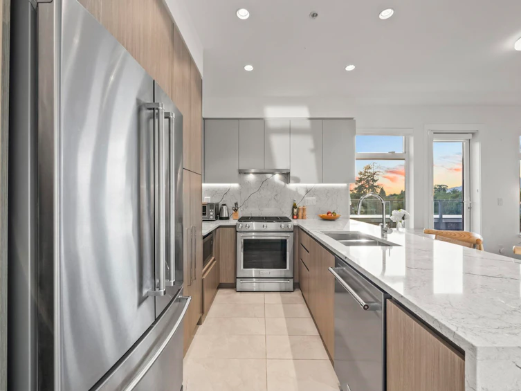 408-2408 Grant Street, Vancouver, BC, V5K 3G4 - 9