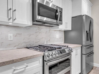 201-20328 86 Avenue - 3