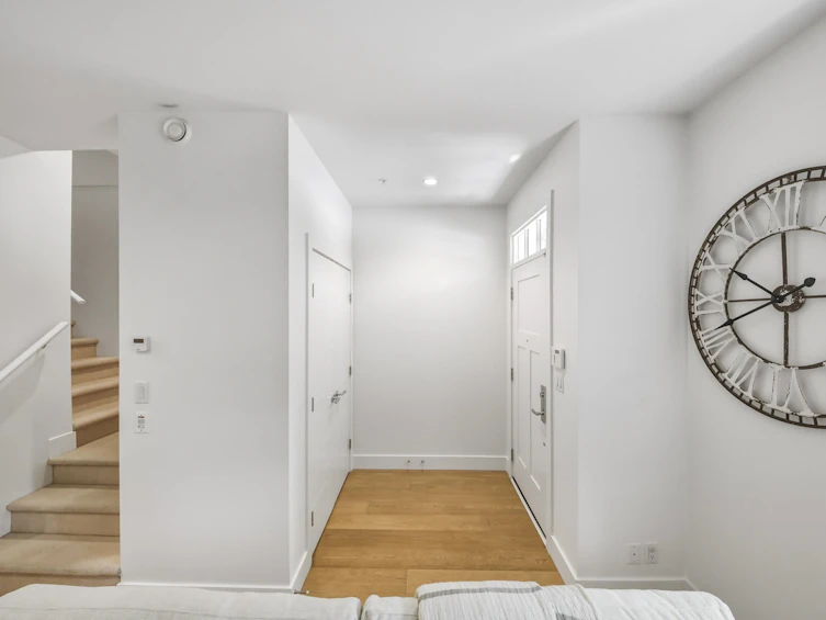 14-1133 Ridgewood Drive, North Vancouver, BC, V7R 0A4 - 10