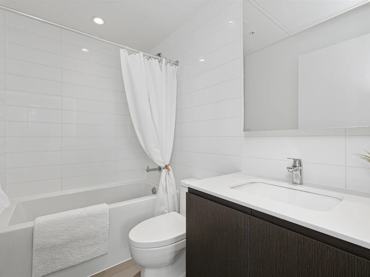 2207-4650 Brentwood Boulevard, Burnaby, BC, V5C 0M3 - 17