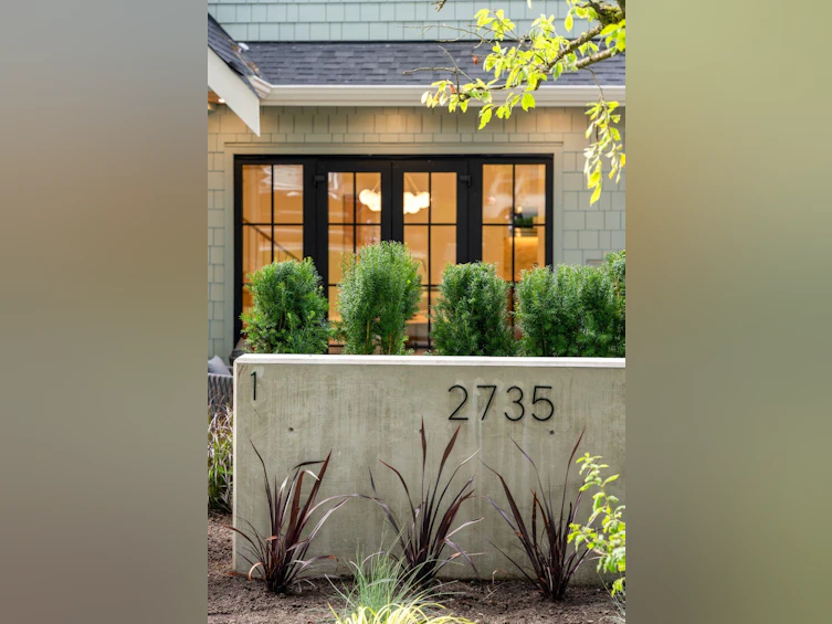 1-2735 Eton Street, Vancouver, BC, V5K 1K2 - 2