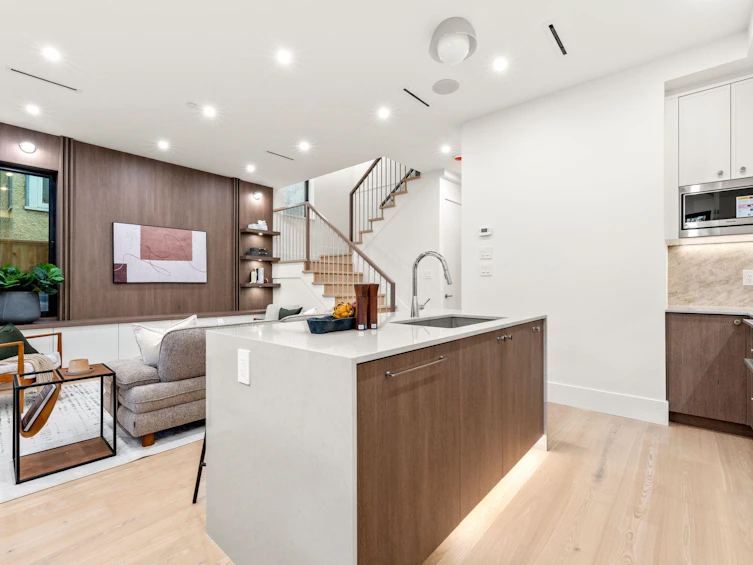1-2735 Eton Street, Vancouver, BC, V5K 1K2 - 22
