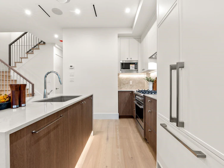 1-2735 Eton Street, Vancouver, BC, V5K 1K2 - 21