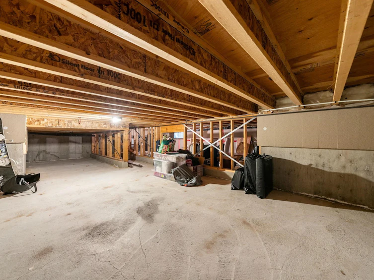 1263 W 16th Street, North Vancouver, BC, V7P 1R5 - 39