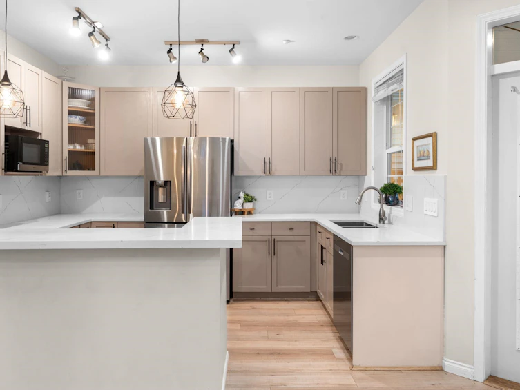1263 W 16th Street, North Vancouver, BC, V7P 1R5 - 13