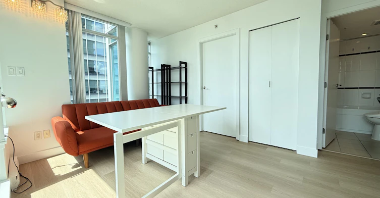 1407-610 Granville Street, Vancouver, BC, V6C 3T3 - 4