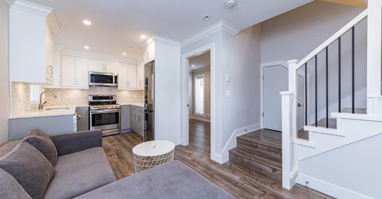 2949 W 35th Avenue, Vancouver, BC, V6N 2M5