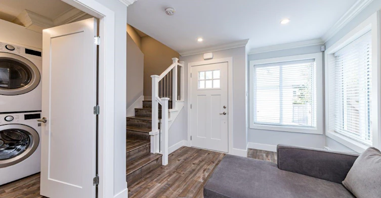 2949 W 35th Avenue, Vancouver, BC, V6N 2M5 - 4