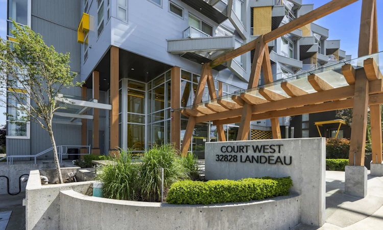 610-32828 Landeau Place