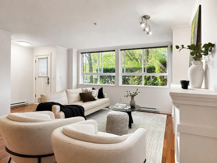 3681 W 12th Avenue, Vancouver, BC, V6R 2N5 - 3