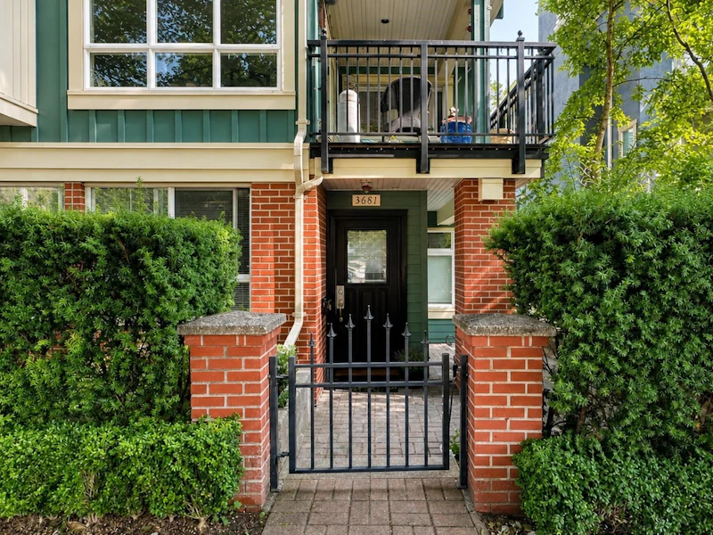 3681 W 12th Avenue, Vancouver BC V6R 2N5