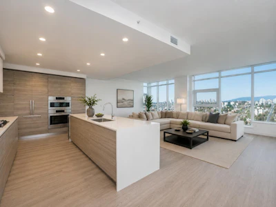 3602-660 Quayside Drive - 4
