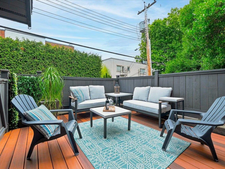 107-2455 York Avenue, Vancouver, BC, V6K 1C9 - 2
