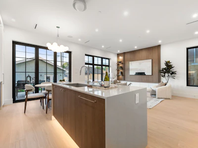 2-2735 Eton Street - 5