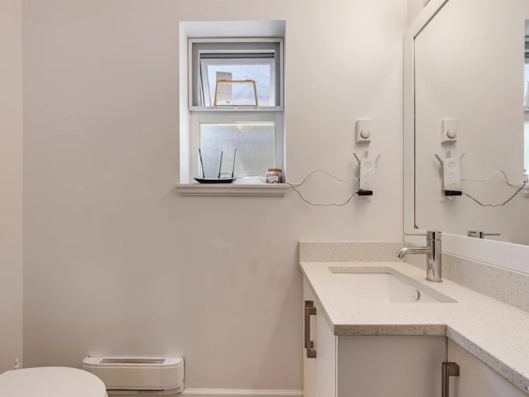 621 E 65th Avenue, Vancouver, BC, V5X 2P7 - 31