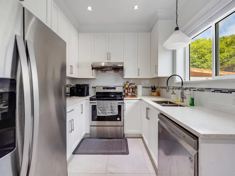 621 E 65th Avenue, Vancouver, BC, V5X 2P7 - 10
